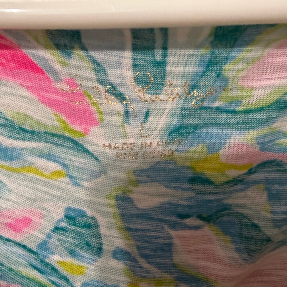 Lilly Pulitzer V-Neck Tee — Pink & Teal Sz L - Picture 3 of 4